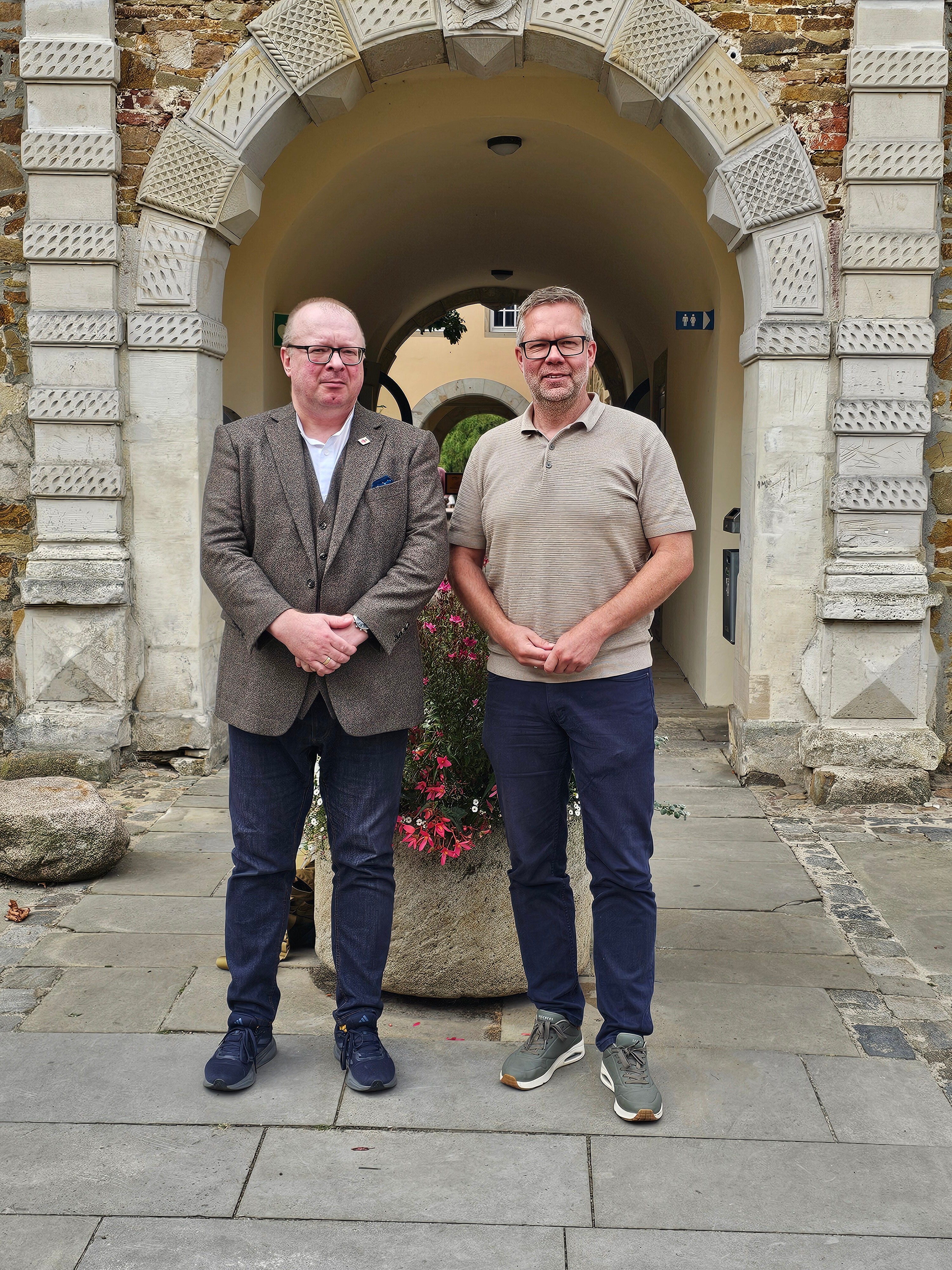 Andrzej Grodzki podczas spotkania z burmistrzem Fürstenau Matthiasem Wübbelem