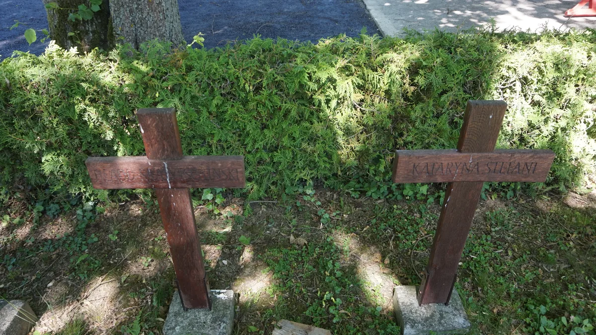 Grób: Bataryna Stefani (?–1945) — Aalen, Ostalbkreis