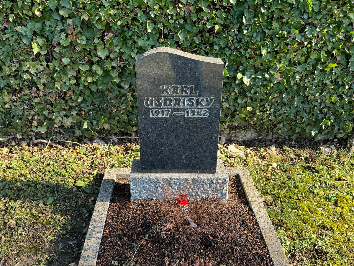 Grób: Usnaiski Karol (1917–1942) — Bretzfeld, Hohenlohekreis